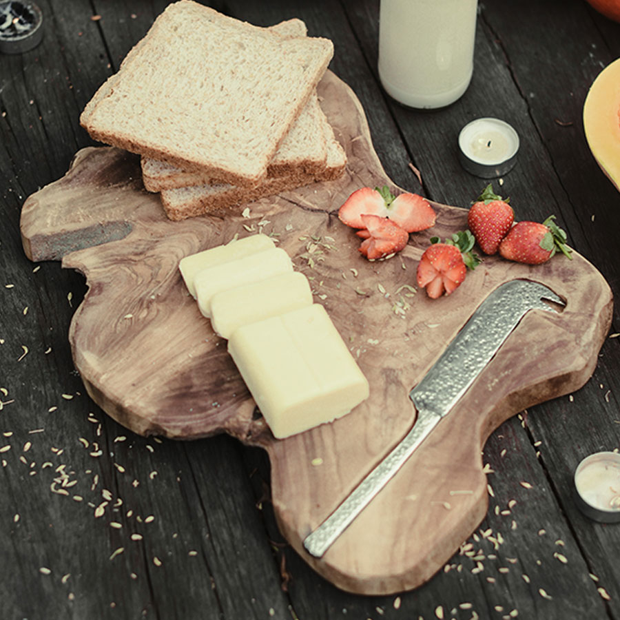 Serving Plate With Knife Capit